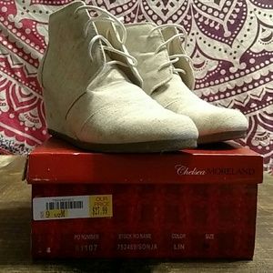 Chelsea Moreland Shoes